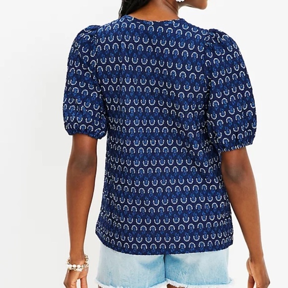 Loft Floral Puff Sleeve Tie Neck Top Nvy/White M - Picture 3 of 8